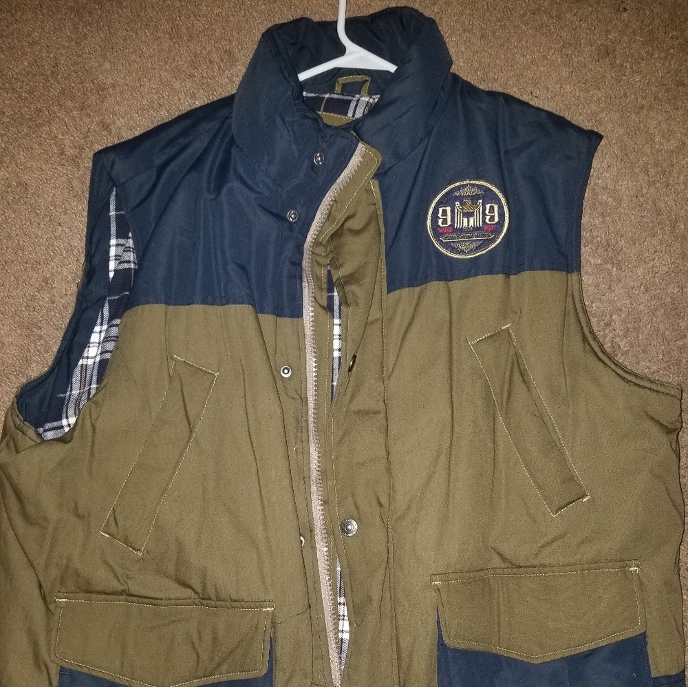 Rocawear vest